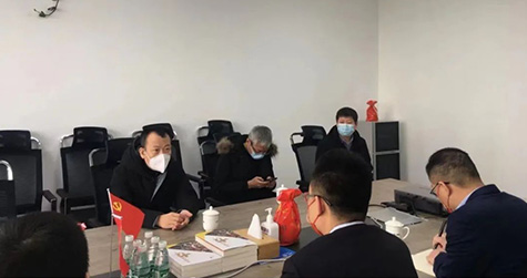 雙港鎮黨委副書記、鎮長于示川來企走訪調研